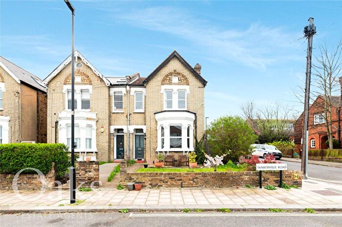 1 Bedroom Flat For Sale In Tankerville Road, Streatham, SW16