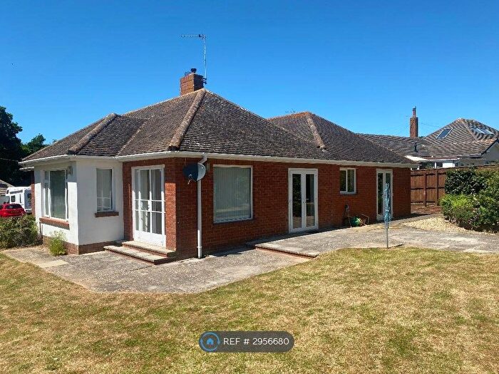 4 Bedroom Bungalow To Rent In Withycombe Park Drive, Exmouth, EX8