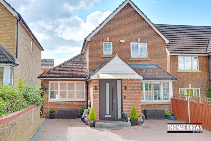 4 Bedroom Detached House For Sale In Vancouver Close, Orpington, BR6