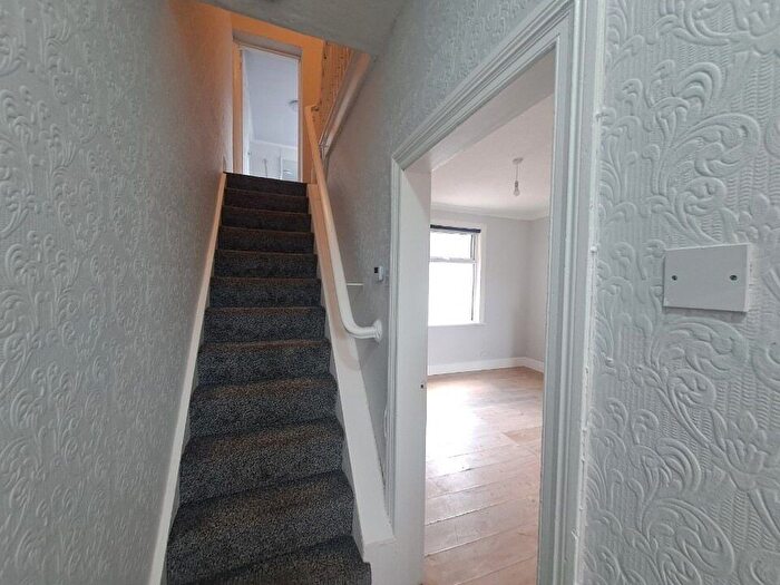 2 Bedroom Property To Rent In Hillside Road, Bishop Auckland, DL14