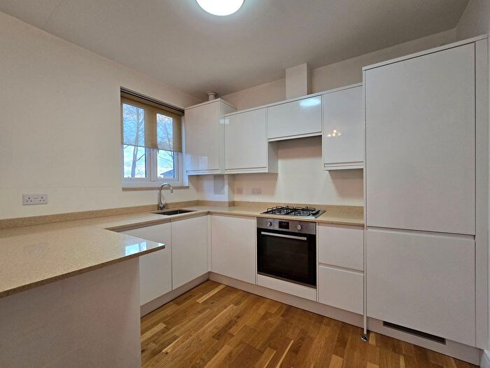 1 Bedroom Flat To Rent In Franciscan Road, Tooting Bec, SW17
