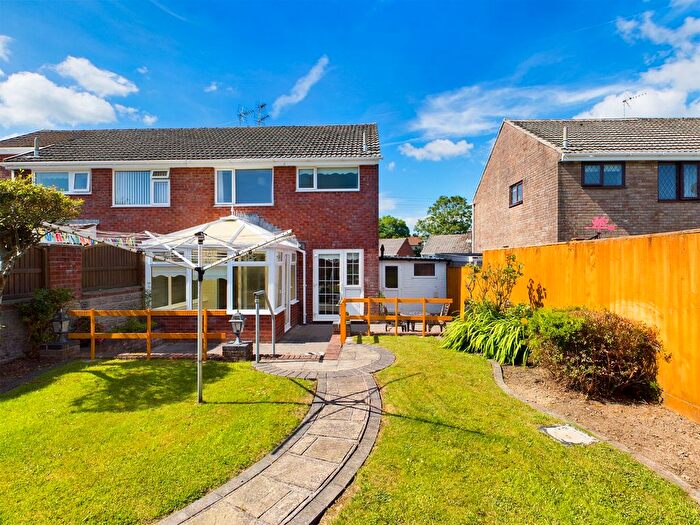 3 Bedroom Semi-detached House To Rent In Springfield Avenue, Upper Killay, Swansea, SA2