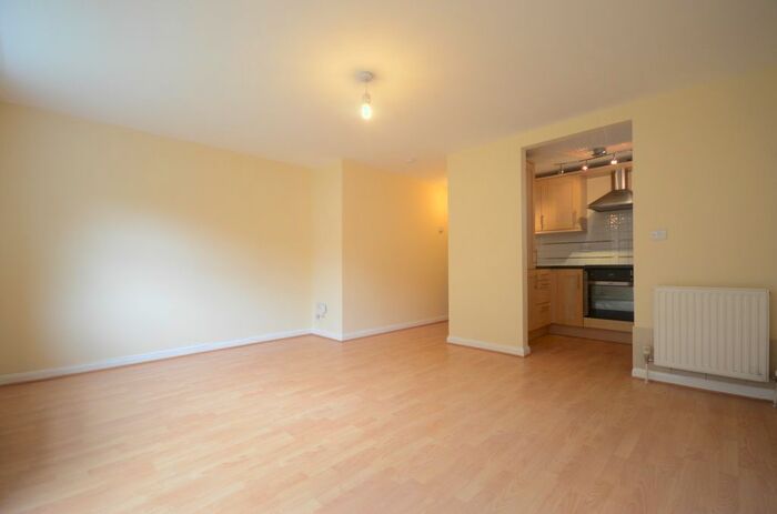 1 Bedroom Flat To Rent In Wokingham Road, Earley, Reading, RG6