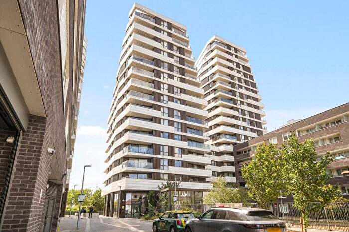 1 Bedroom Flat For Sale In Beck Square, London, E10