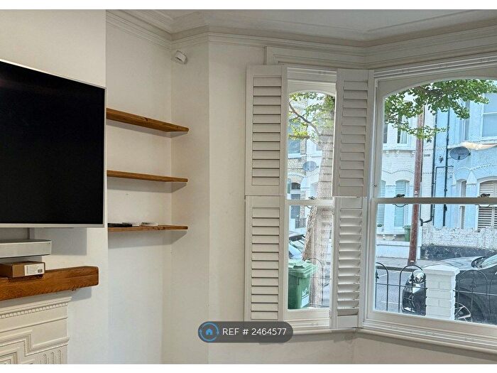 1 Bedroom Flat To Rent In Shorrolds Road, London, SW6