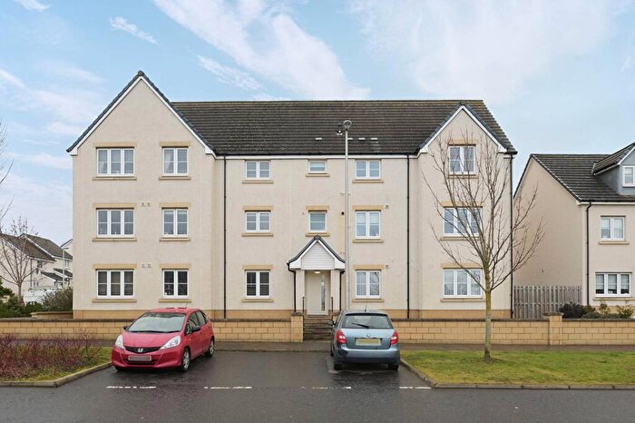 2 Bedroom Flat For Sale In C Easter Langside Drive, Dalkeith, EH22