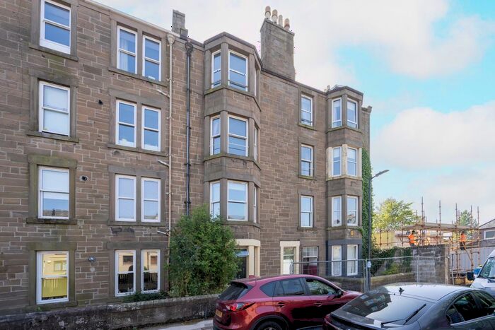 1 Bedroom Flat To Rent In Seafield Road, Dundee, DD1