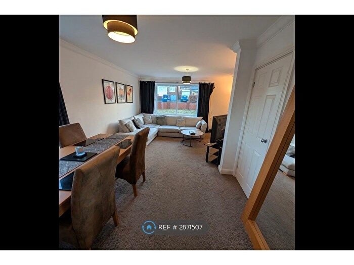 3 Bedroom Semi-Detached House To Rent In Hawthorn Crescent, Durham, DH1