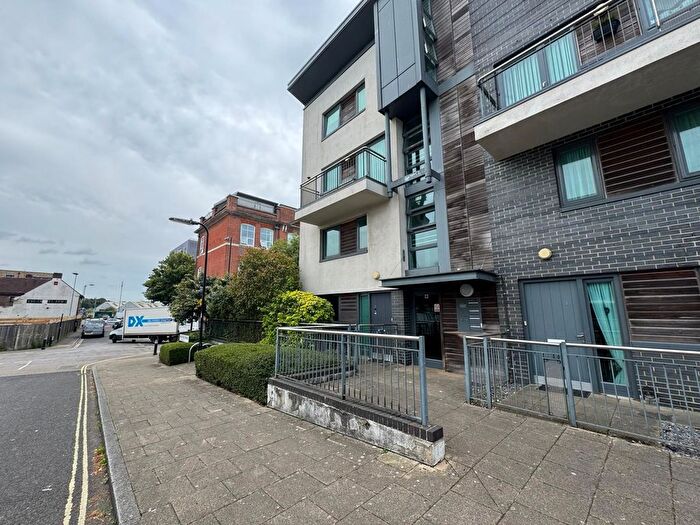 2 Bedroom Property To Rent In Flat Anglesea Terrace, Southampton, SO14