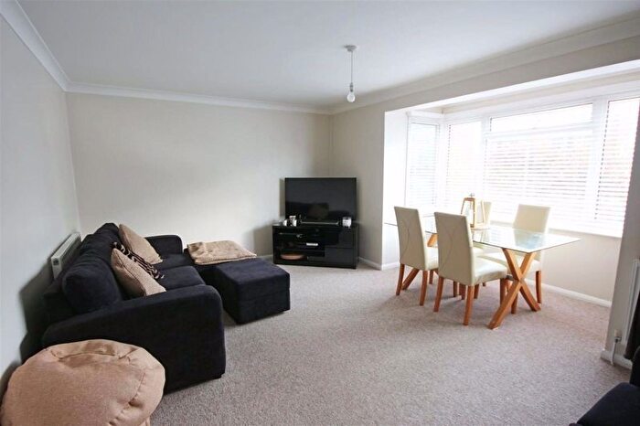 2 Bedroom Flat To Rent In The Priory, London Road, Patcham, Brighton, BN1