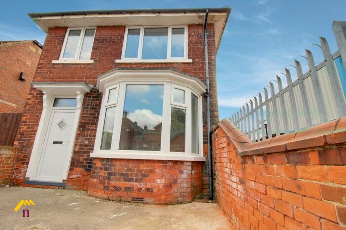 2 Bedroom Flat To Rent In Bloomhill Road, Moorends, Doncaster, DN8