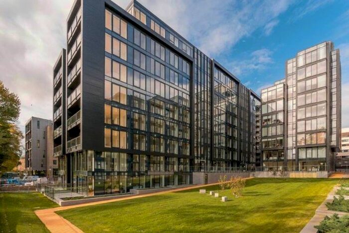 1 Bedroom Flat To Rent In Simpson Loan, Quartermile, Edinburgh, EH3