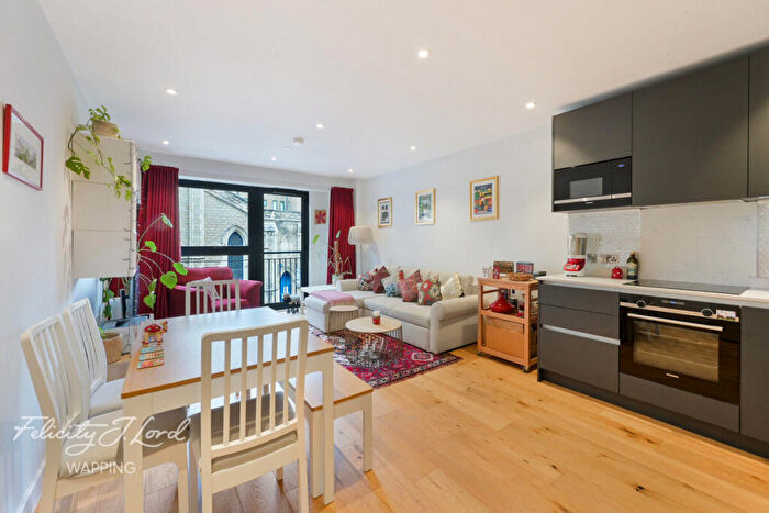 1 Bedroom Flat For Sale In Dock Street, London, E1