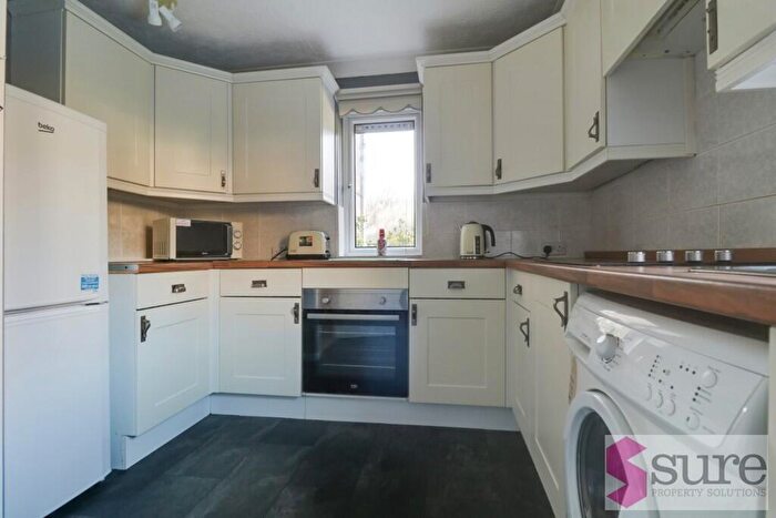 1 Bedroom Flat To Rent In Bursted Close, Brighton, BN1