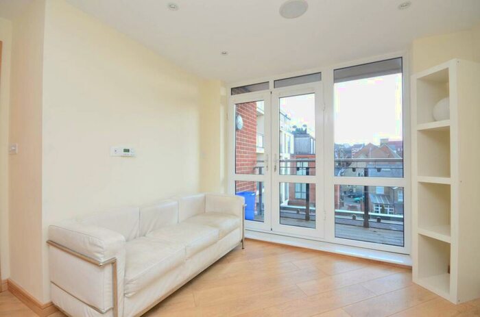 2 Bedroom Flat To Rent In Printing House Square, Guildford, , Guildford, GU1