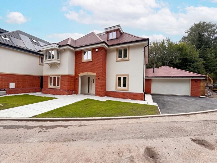 6 Bedroom Detached House For Sale In Lavender Gardens, Worsley, M28