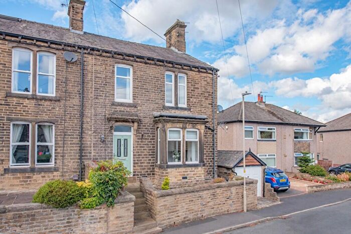 3 Bedroom End Of Terrace House For Sale In Ash Grove, Sutton In Craven, BD20
