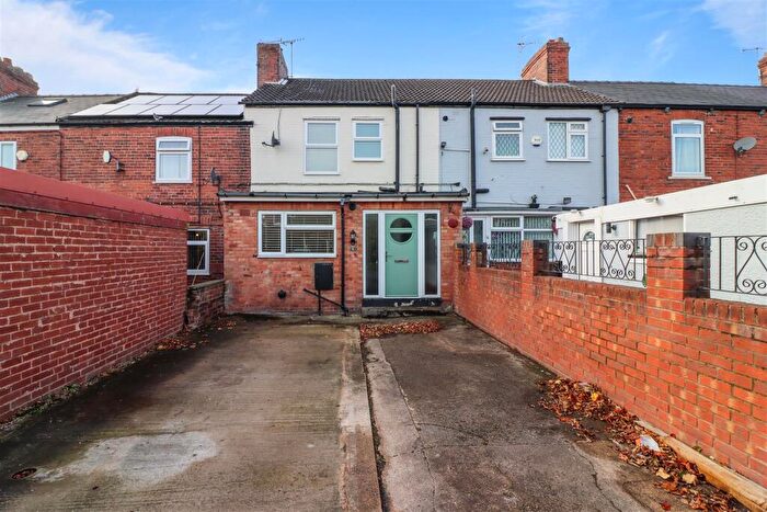 3 Bedroom House For Sale In Storforth Lane Terrace, Hasland, S41