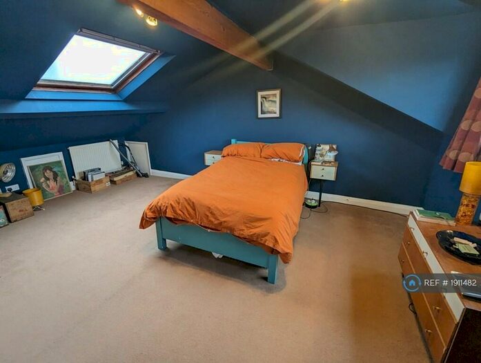 1 Bedroom Flat To Rent In School Road, Sheffield, S10