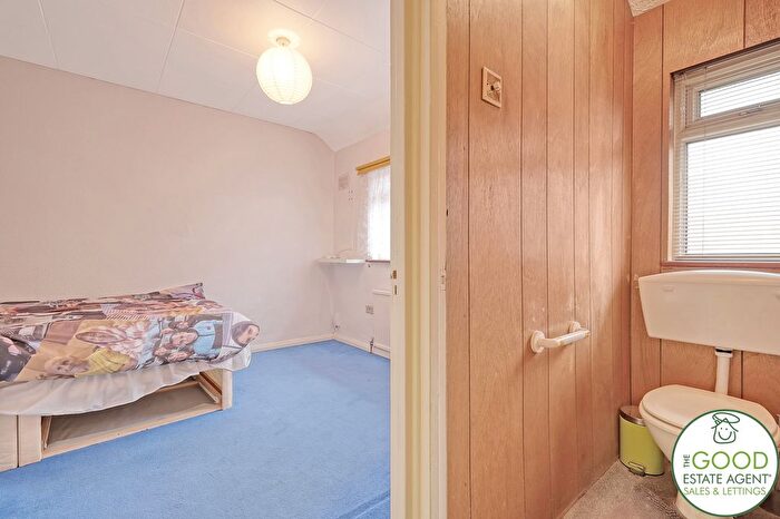 3 Bedroom Terraced House For Sale In The Broadway, Loughton, IG10