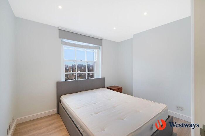 1 Bedroom Flat To Rent In Regents Park Road, Primrose Hill, NW1