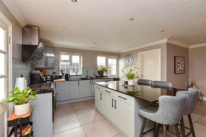 5 Bedroom Detached House For Sale In Wilbrough Road, Birchington, Kent, CT7