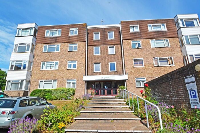 2 Bedroom Flat To Rent In Kingsmere, London Road, Brighton, BN1