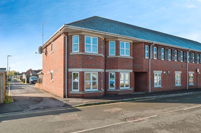 2 Bedroom Flat For Sale In Blenheim Road, Eastleigh, SO50