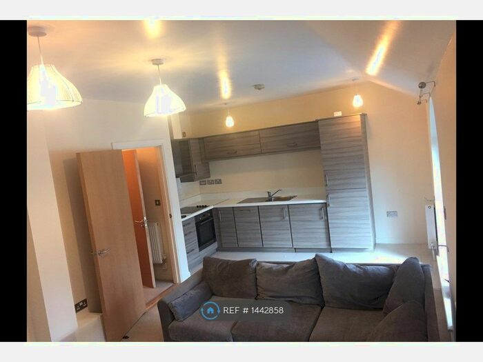 1 Bedroom Flat To Rent In Woodstock Road, Croydon, CR0