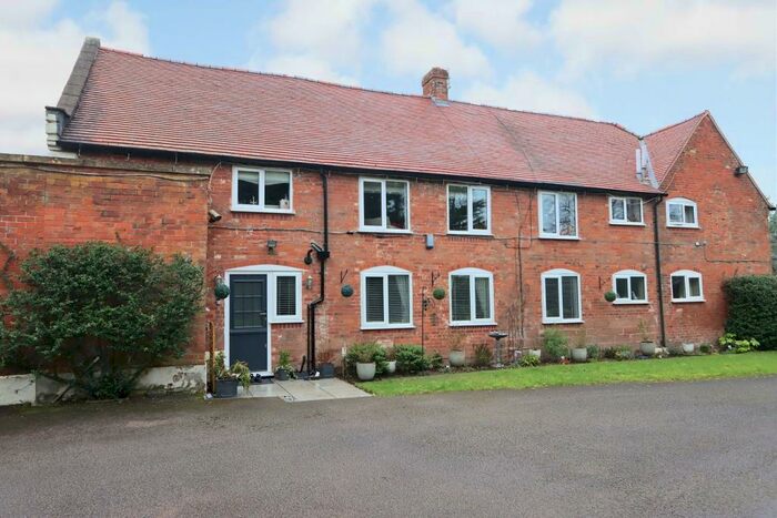 1 Bedroom Apartment For Sale In Hackmans Gate Lane, Belbroughton, Stourbridge, DY9