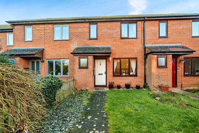3 Bedroom Terraced House For Sale In Brookside Close, Tiddington, Thame, OX9
