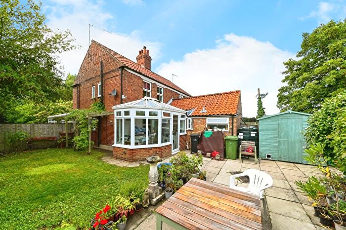 3 Bedroom Semi-Detached House For Sale In Shepherdsgate Road, Tilney All Saints, PE34