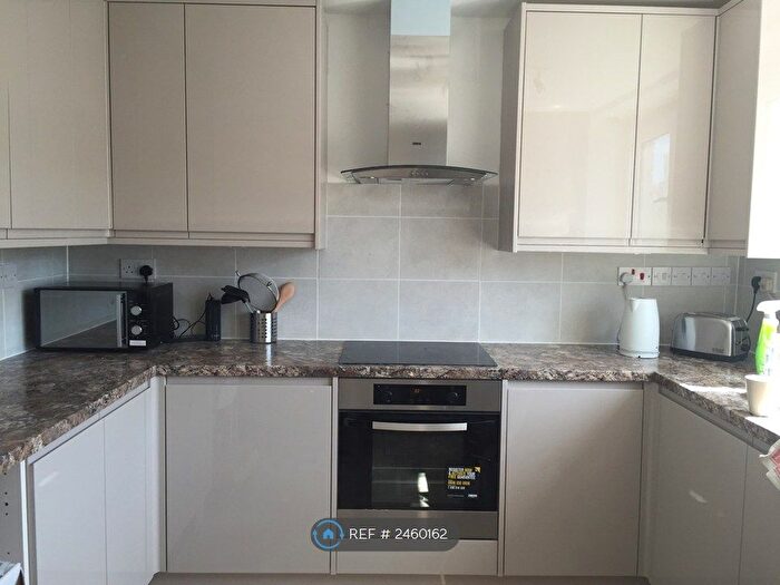 5 Bedroom Maisonette To Rent In Mayford, London, NW1