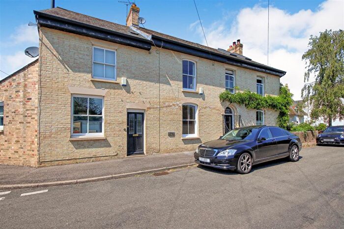 3 Bedroom Terraced House To Rent In High Street, Oakington, Cambridge, CB24