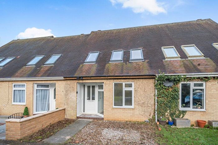 3 Bedroom Terraced House To Rent In Tower Hill, Witney, OX28