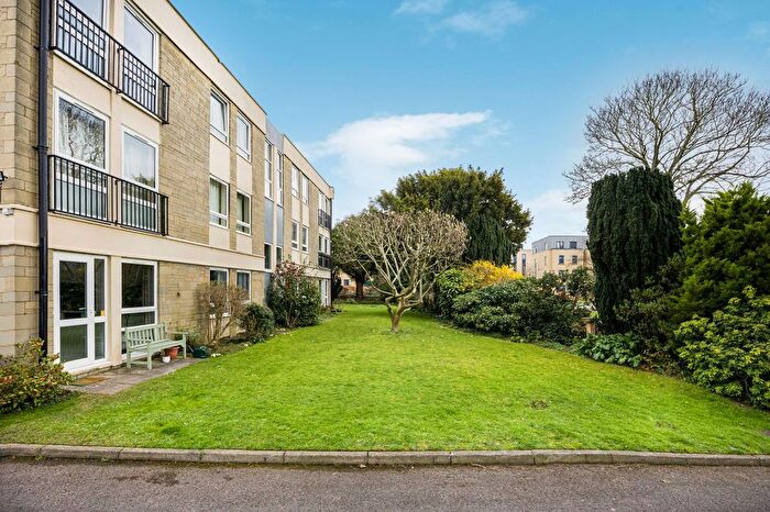 2 Bedroom Flat For Sale In Elm Court, Hillcourt Road, Pittville, Cheltenham, GL52