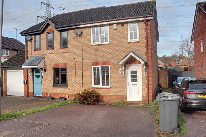 2 Bedroom Semi Detached House For Sale In Tamar Close, Stevenage, Hertfordshire, SG1