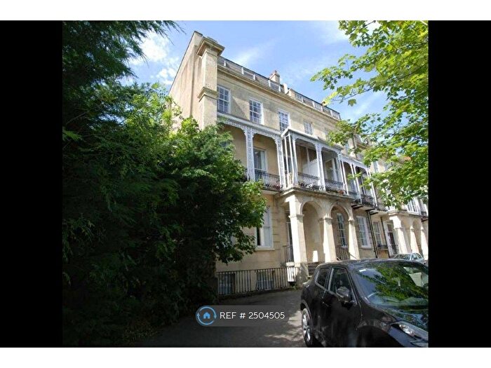 2 Bedroom Flat To Rent In Lansdown Place, Cheltenham, GL50