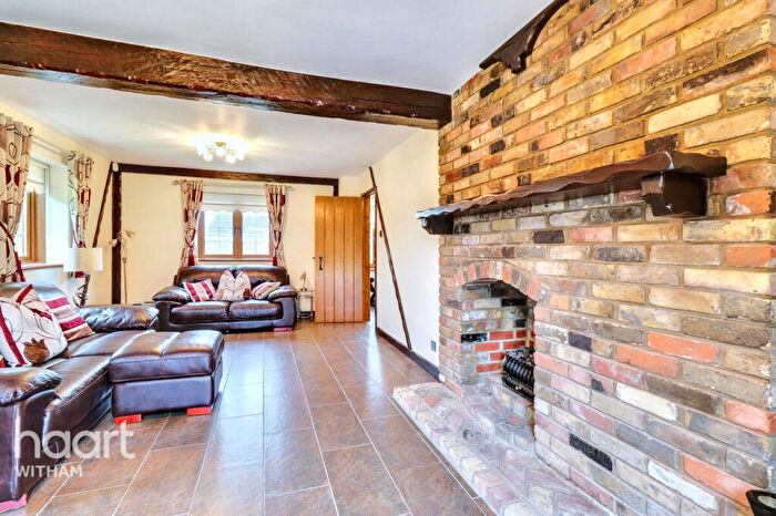 4 Bedroom Detached House For Sale In Mundon Road, Mundon, Maldon, CM9