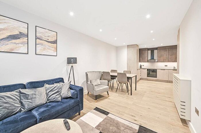 2 Bedroom Flat To Rent In The Hyde, Colindale, London, NW9