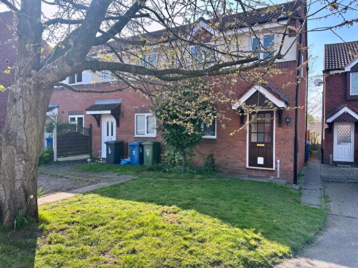 2 Bedroom Semi-Detached House To Rent In Bronte Court, Tamworth, B79