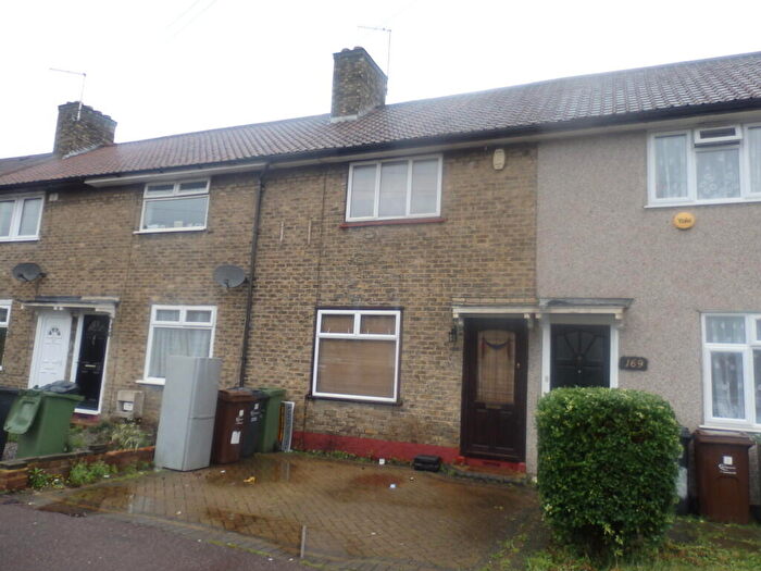 2 Bedroom Terraced House To Rent In Blackborne Road Dagenham, RM10