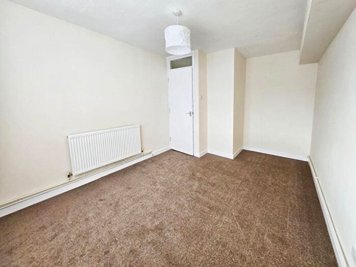 1 Bedroom Flat For Sale In Mortlake Close, Beddington, CR0
