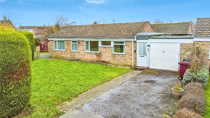 4 Bedroom Bungalow For Sale In Abingdon Drive, Caversham, Reading, Berkshire, RG4