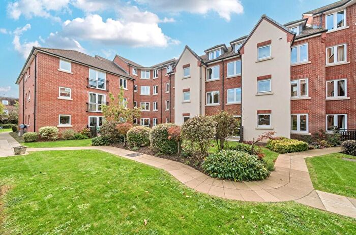 2 Bedroom Retirement Property For Sale In Stockbridge Road, Chichester, PO19
