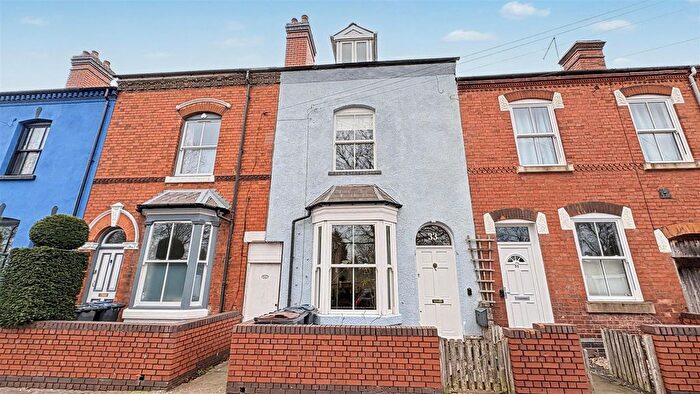 3 Bedroom Terraced House For Sale In Middleton Road, Kings Heath, B14