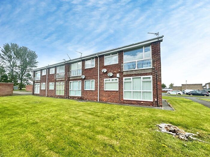 1 Bedroom Flat For Sale In Scotland Court, Winlaton, NE21