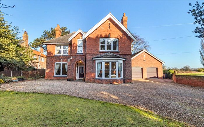 7 Bedroom Detached House For Sale In The Old Vicarage, Front Street, Morton, Gainsborough, DN21