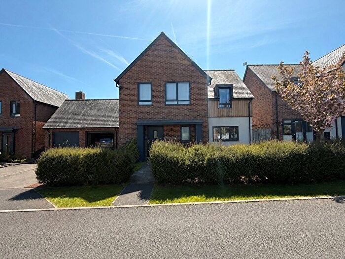4 Bedroom Detached House For Sale In Newton St. Cyres, Exeter, EX5