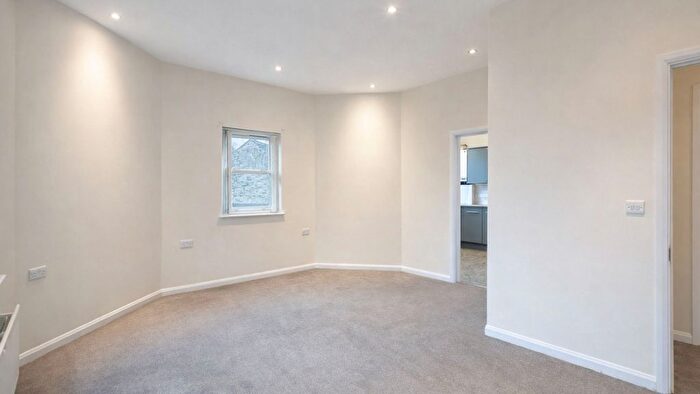 2 Bedroom Flat To Rent In Wernbrook Street, London, SE18